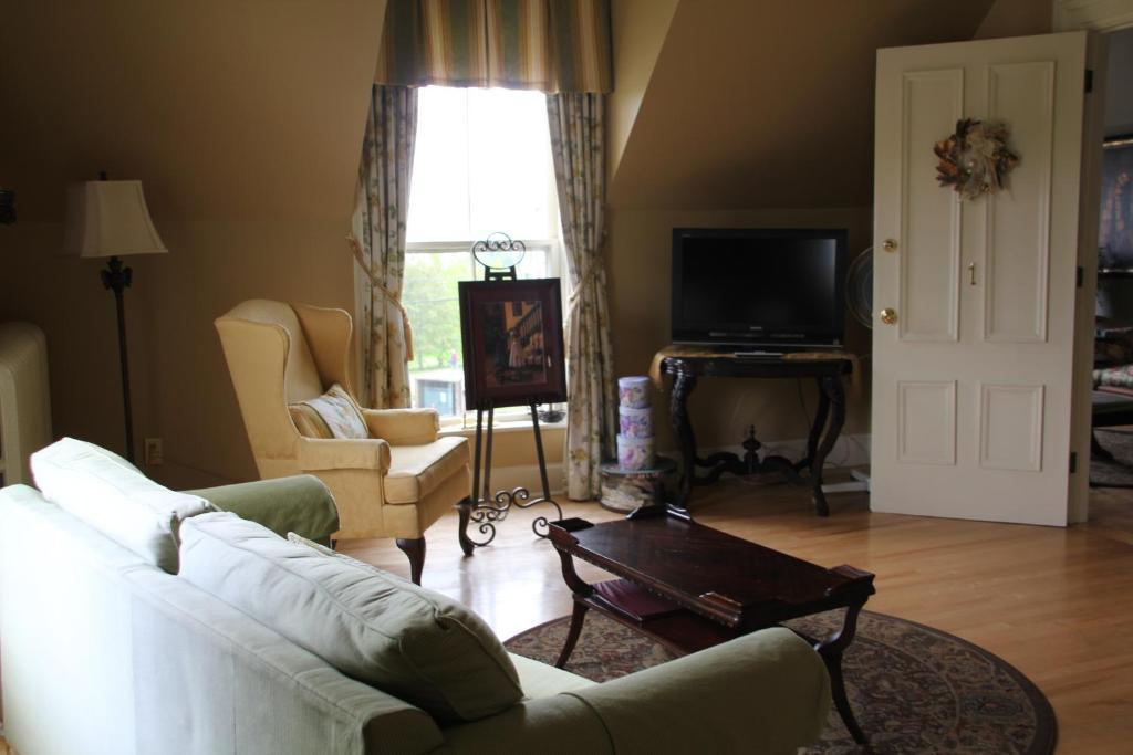 Lynwood Inn Baddeck Ruang foto