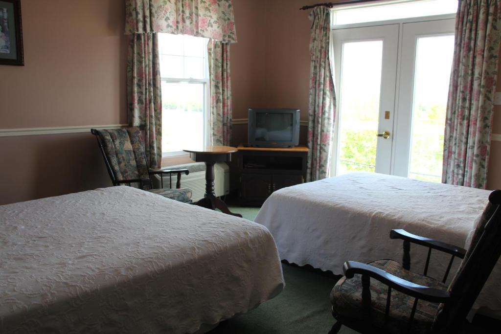 Lynwood Inn Baddeck Ruang foto