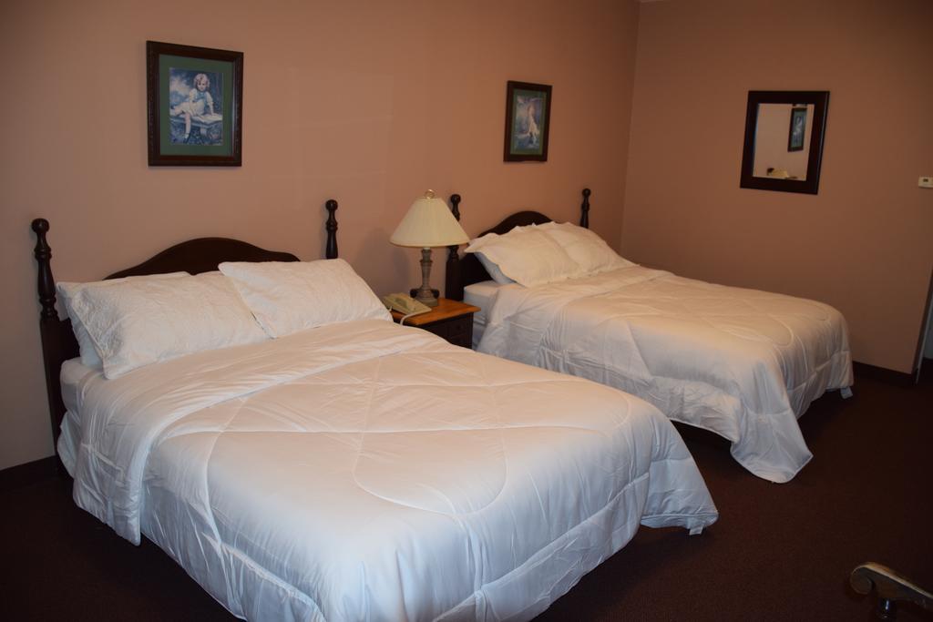Lynwood Inn Baddeck Bagian luar foto